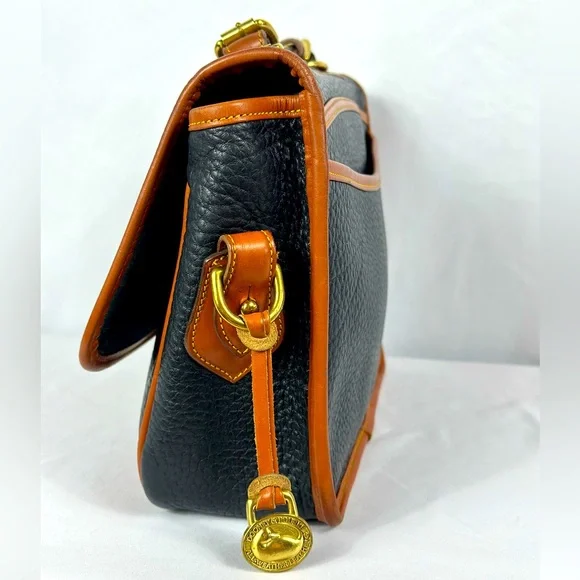 VINTAGE DOONEY AND BURKE PURSE - Picture 2 of 16